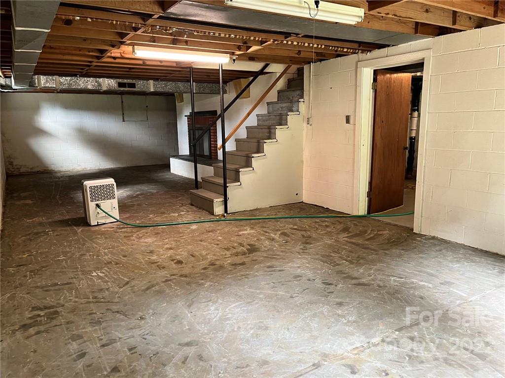 601 E Main Street