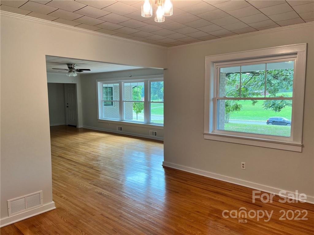 601 E Main Street