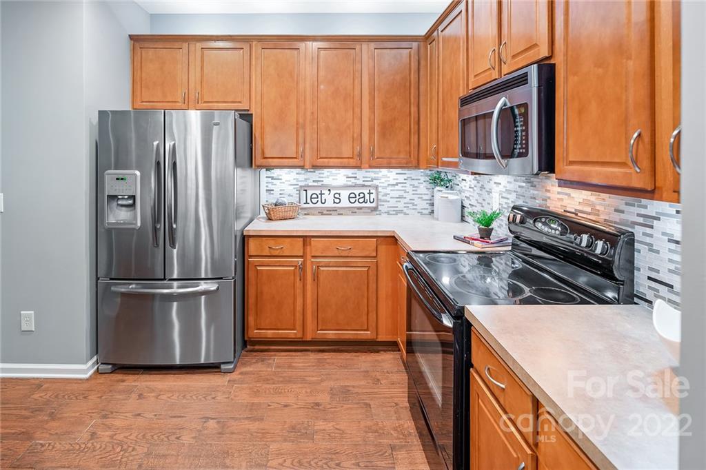 8218 Chaceview Court