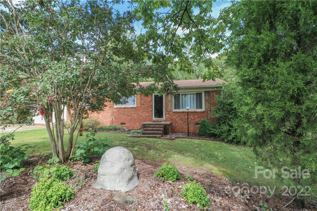 1130 W Ridge Road