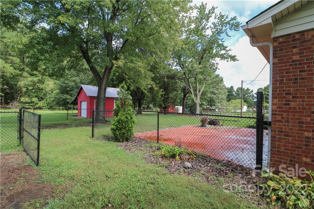 1130 W Ridge Road