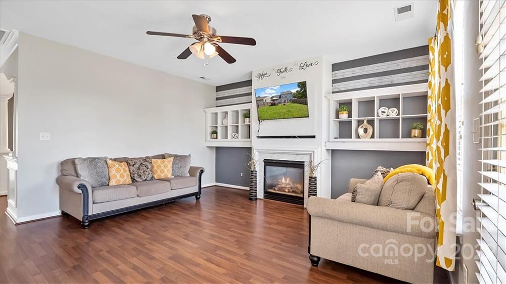 8805 Firestreak Drive
