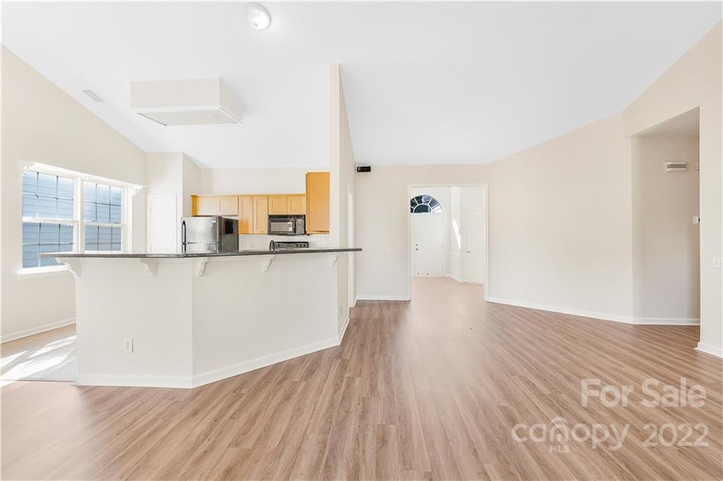 6349 Elderslie Drive Unit: 10