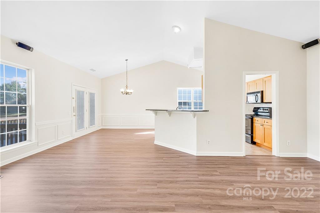 6349 Elderslie Drive Unit: 10