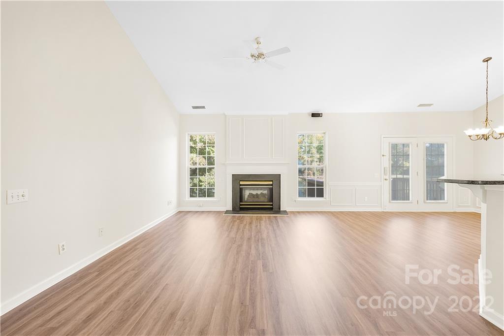 6349 Elderslie Drive Unit: 10