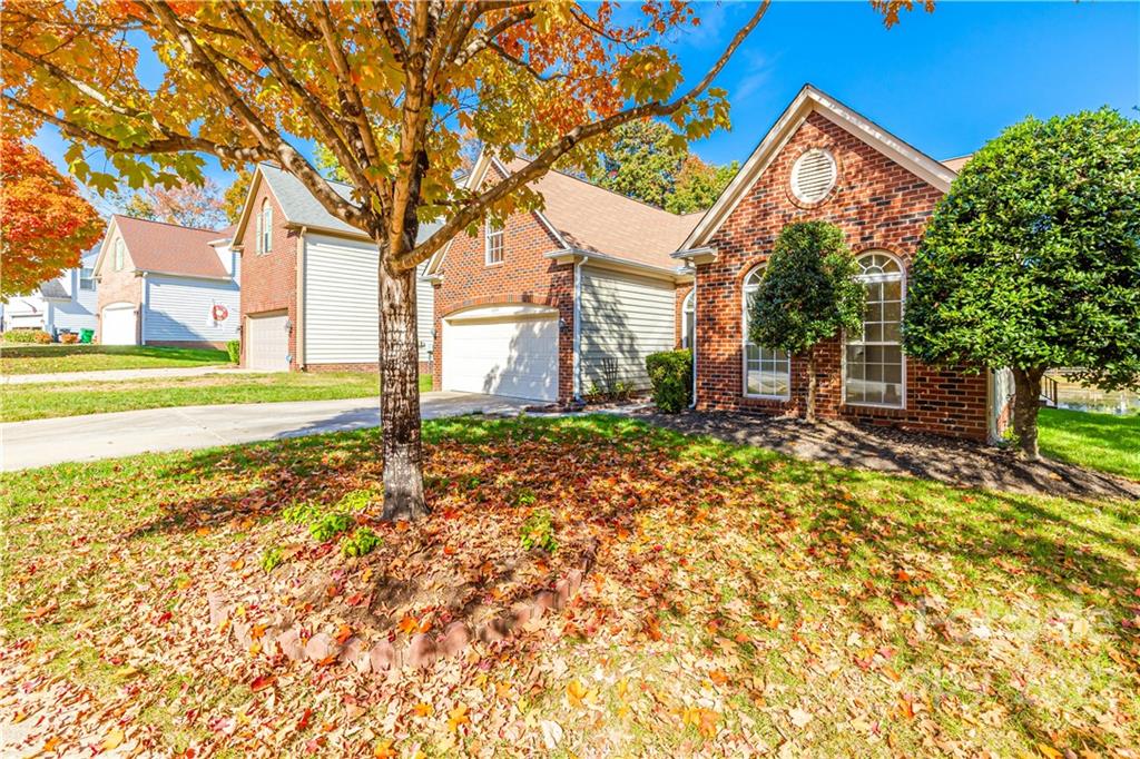 6349 Elderslie Drive Unit: 10