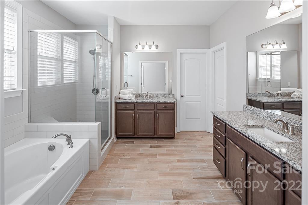 11046 Double Knot Court