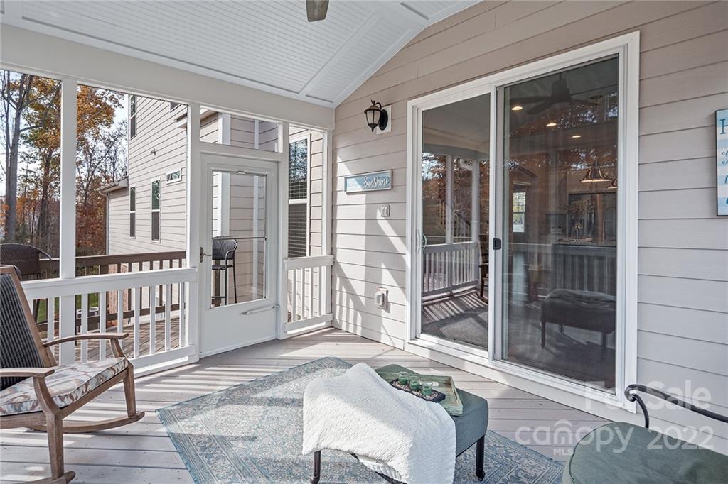 11046 Double Knot Court