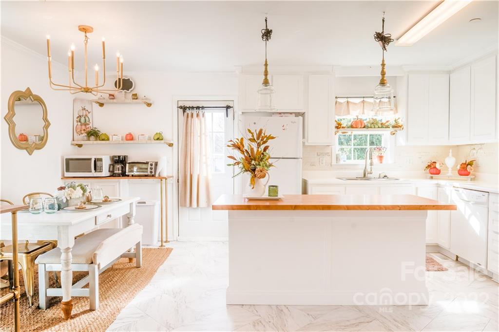 123 Dunham Avenue Unit: F