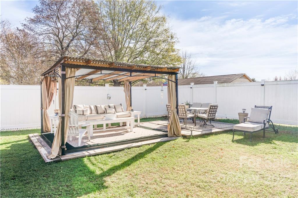 123 Dunham Avenue Unit: F