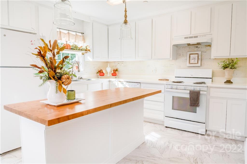123 Dunham Avenue Unit: F