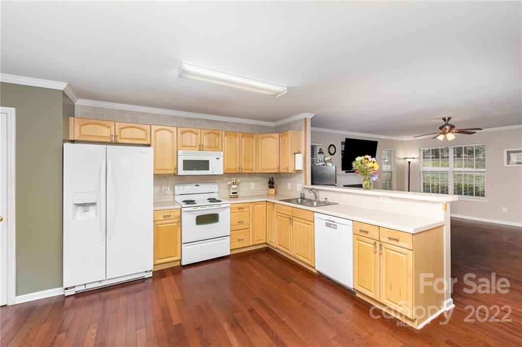 7525 Katherine Drive