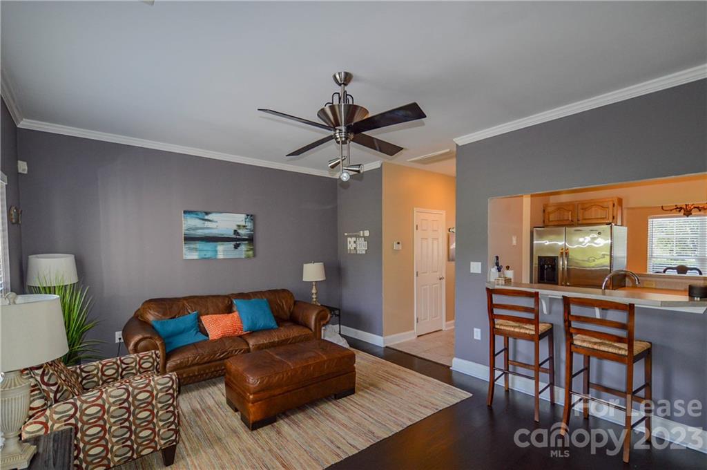 18821 Silver Quay Drive Unit: 21