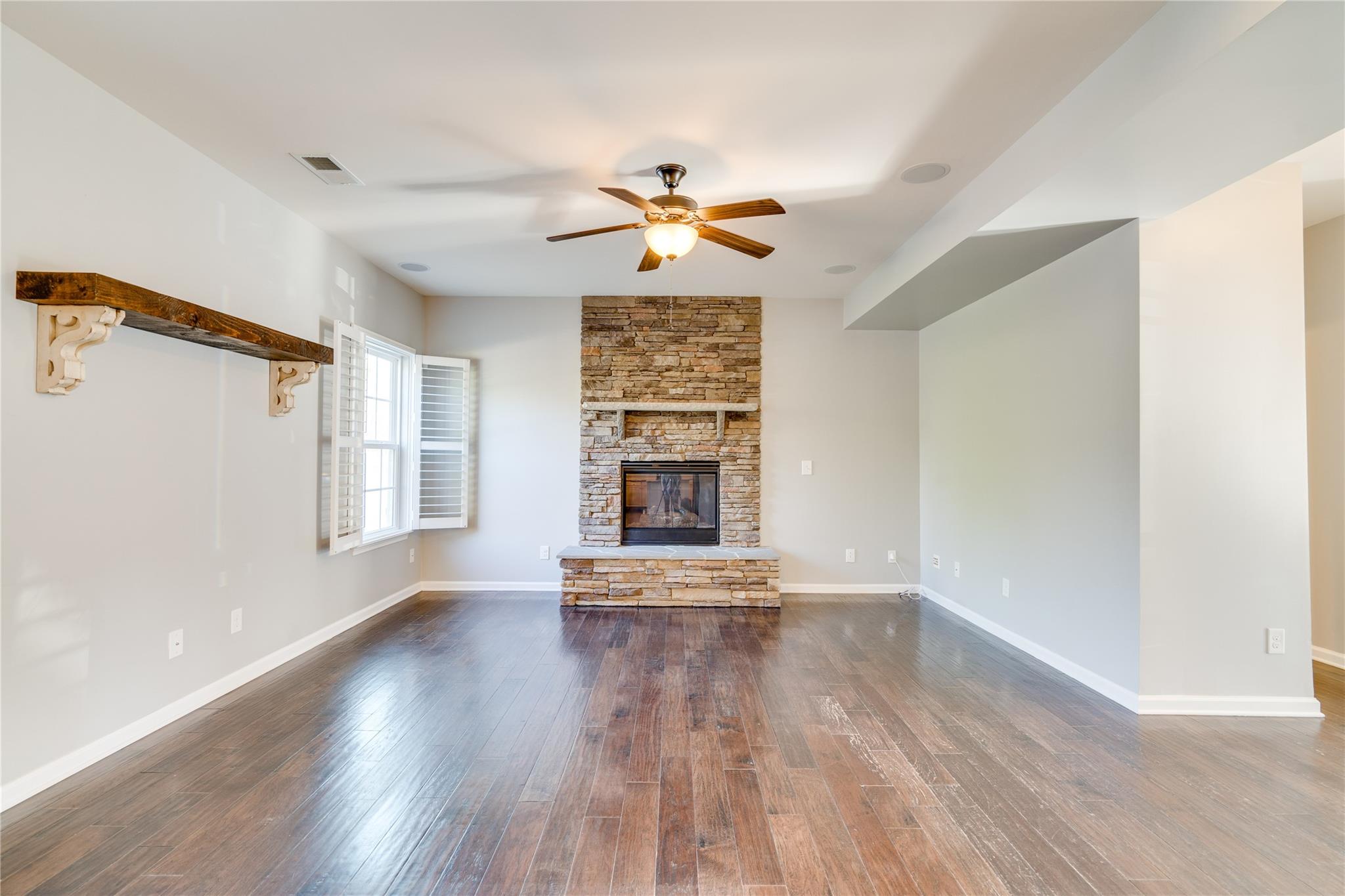 1263 Farm Branch Drive SW Unit: 166