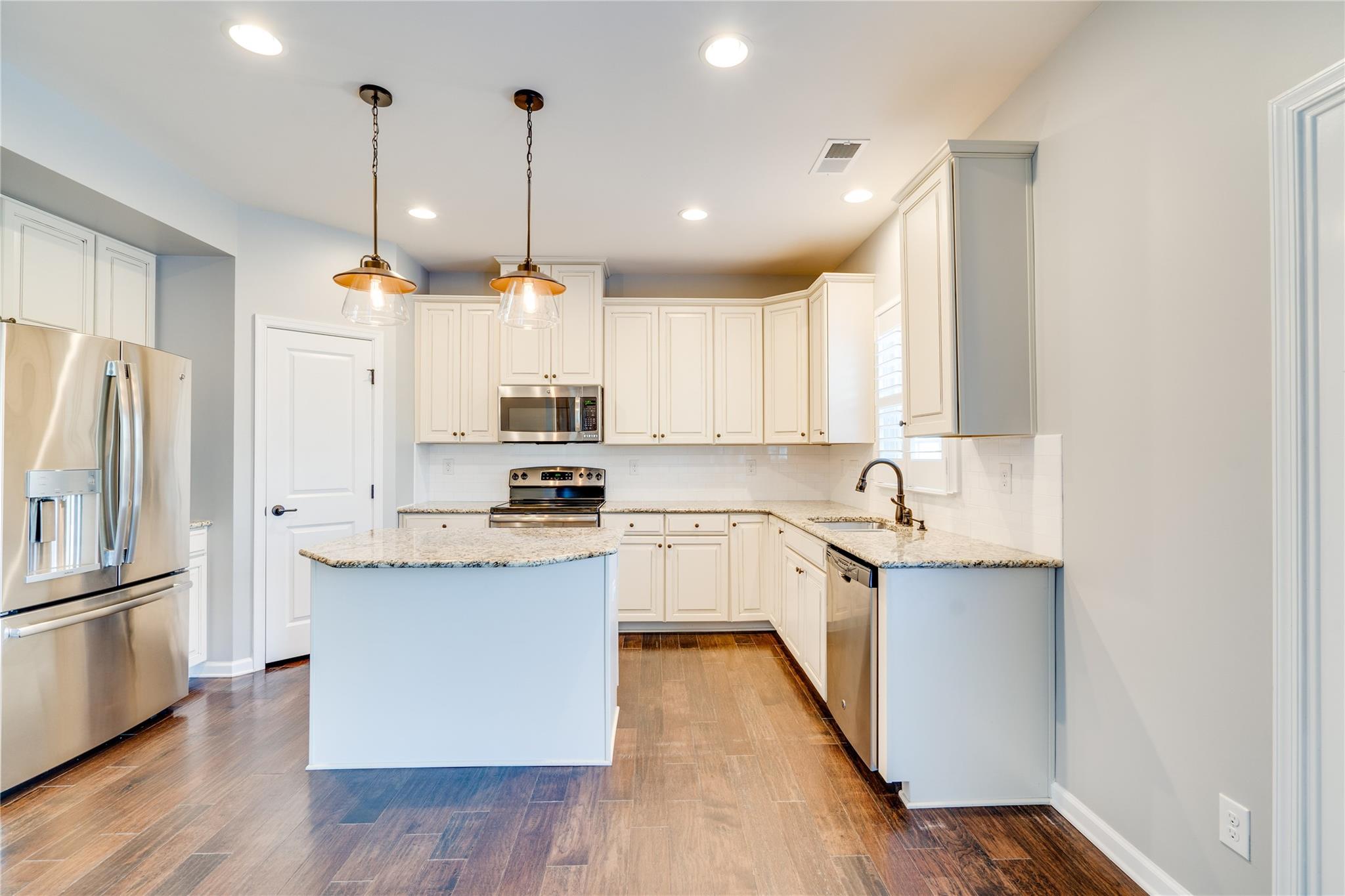1263 Farm Branch Drive SW Unit: 166
