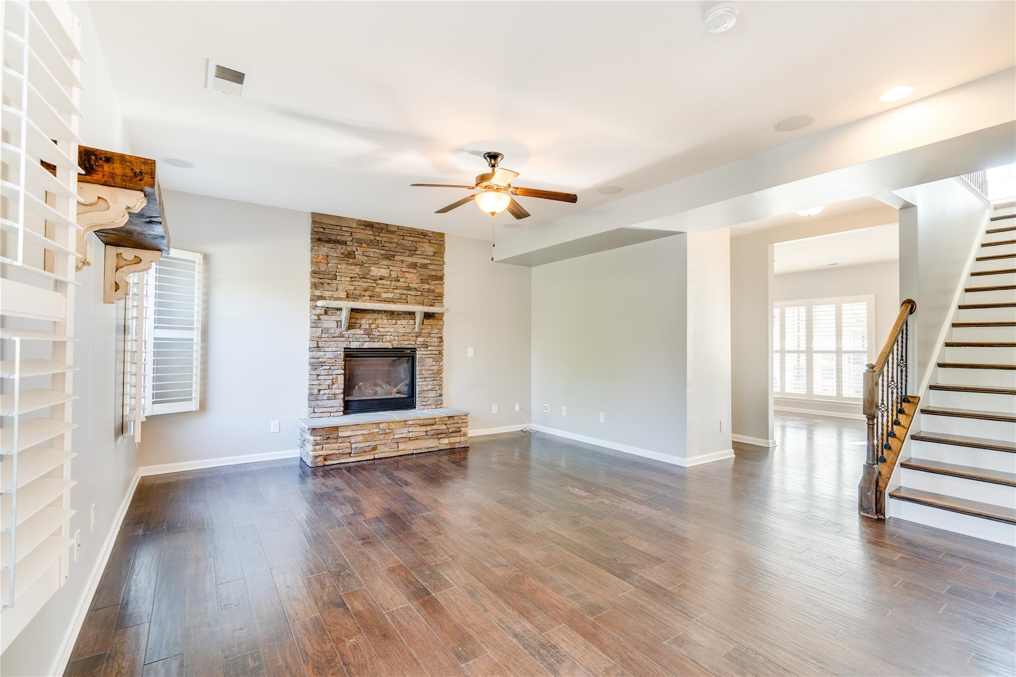 1263 Farm Branch Drive SW Unit: 166