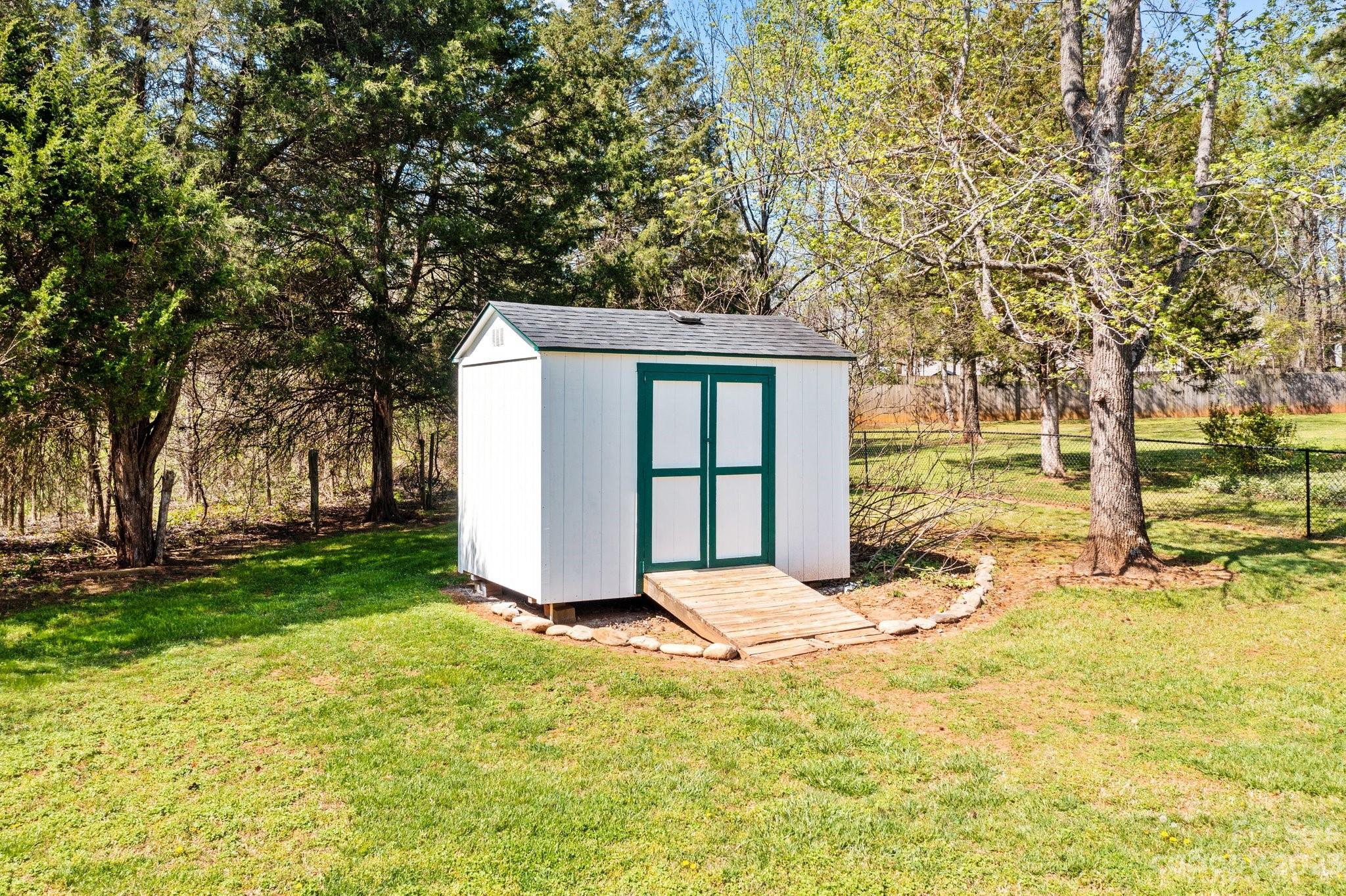 2850 Hill Top Drive