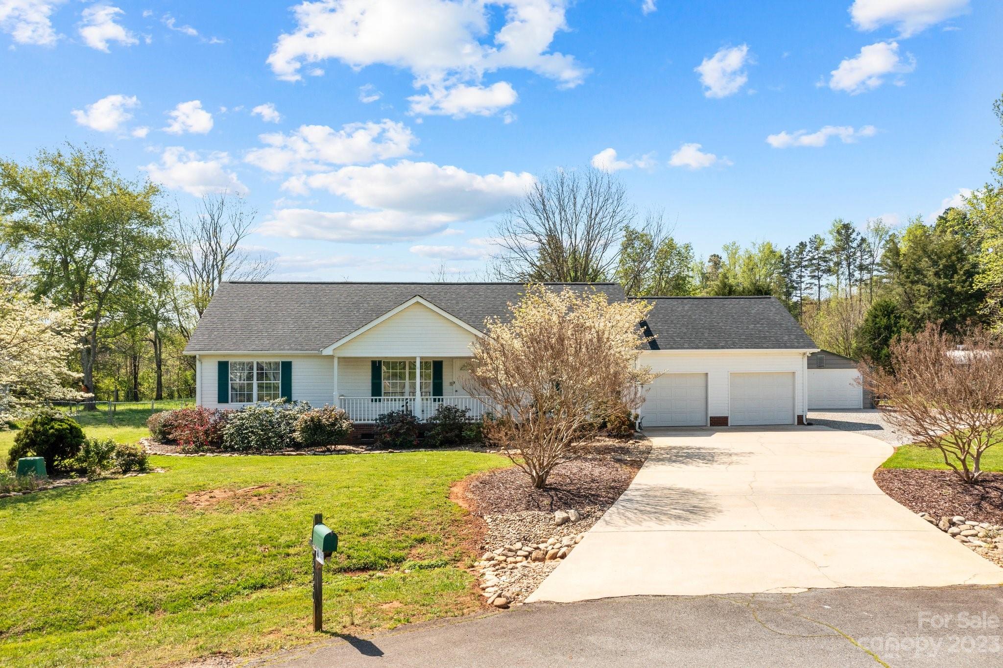 2850 Hill Top Drive