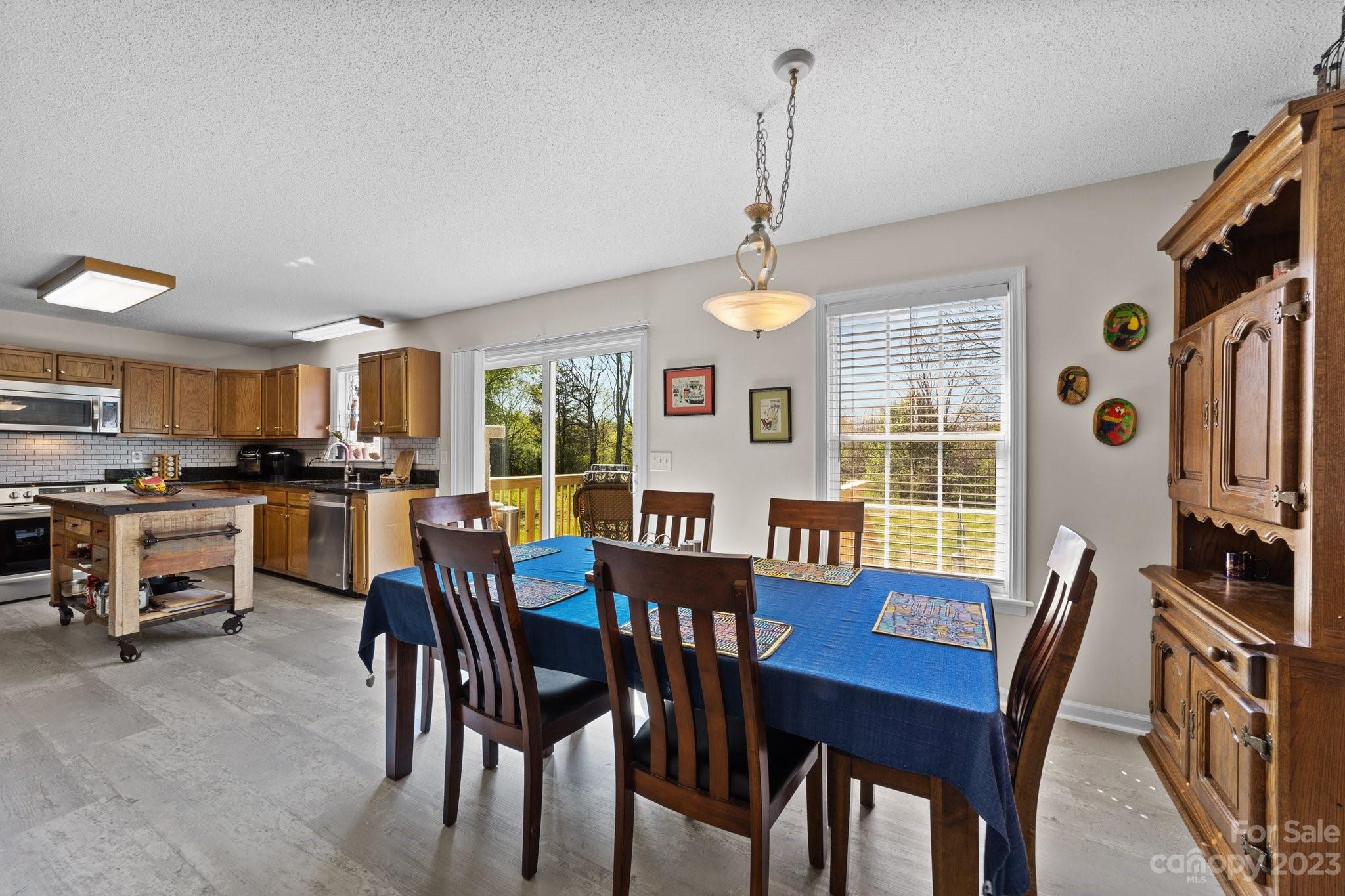 2850 Hill Top Drive