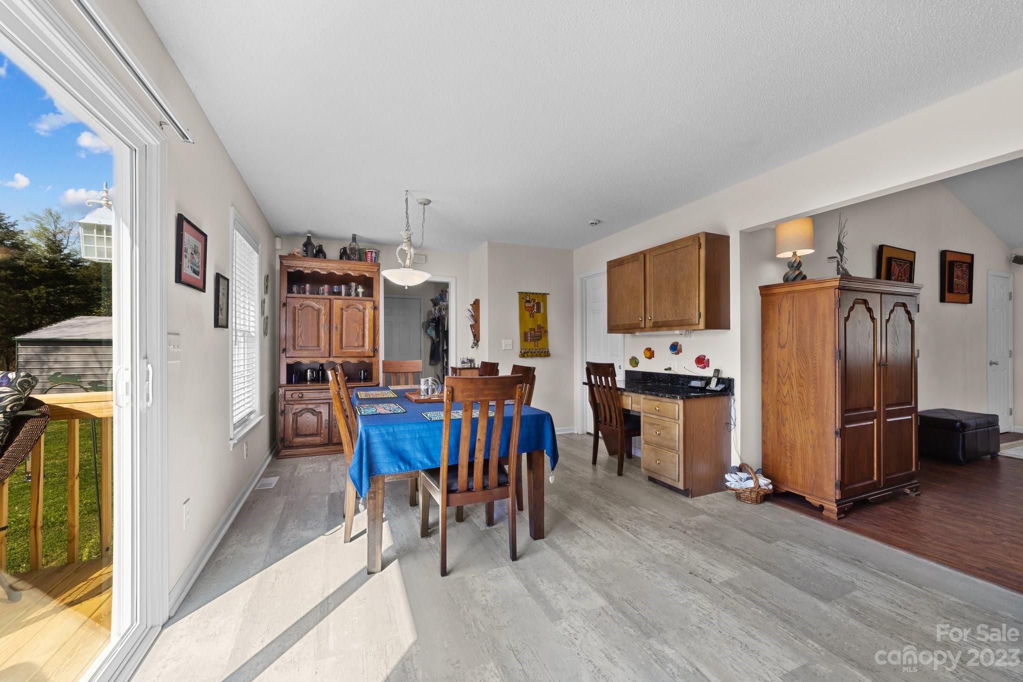 2850 Hill Top Drive