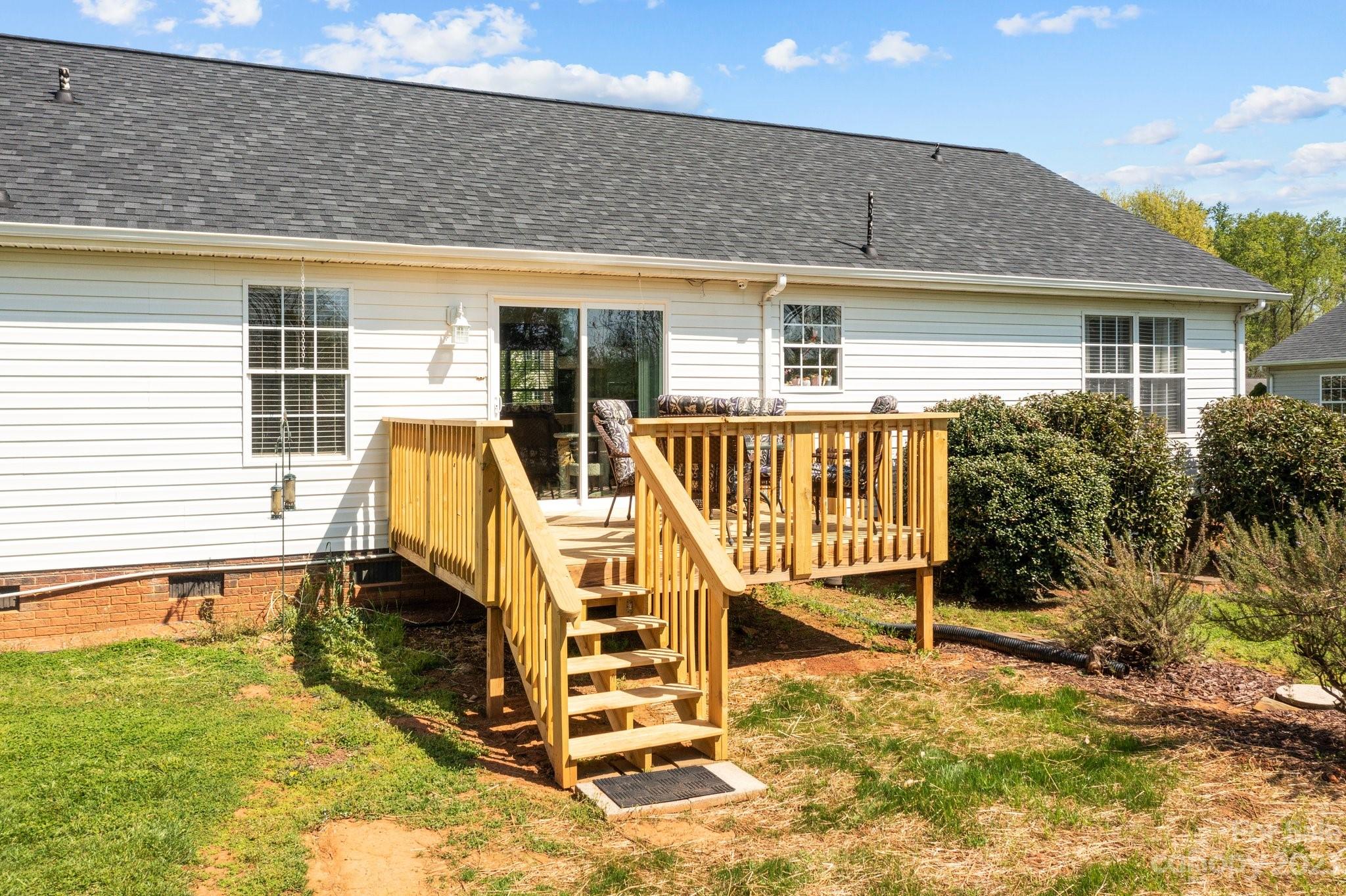 2850 Hill Top Drive