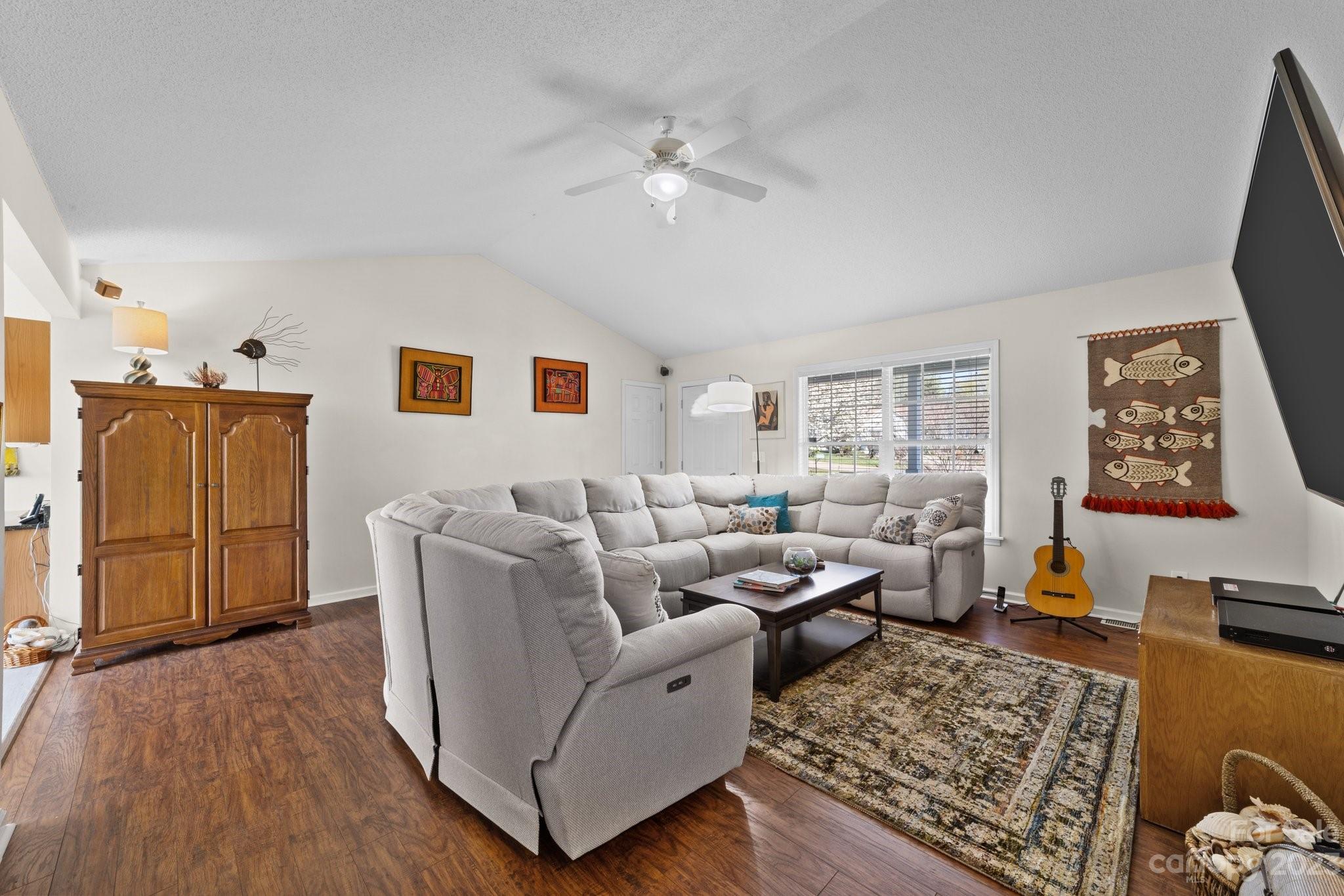 2850 Hill Top Drive