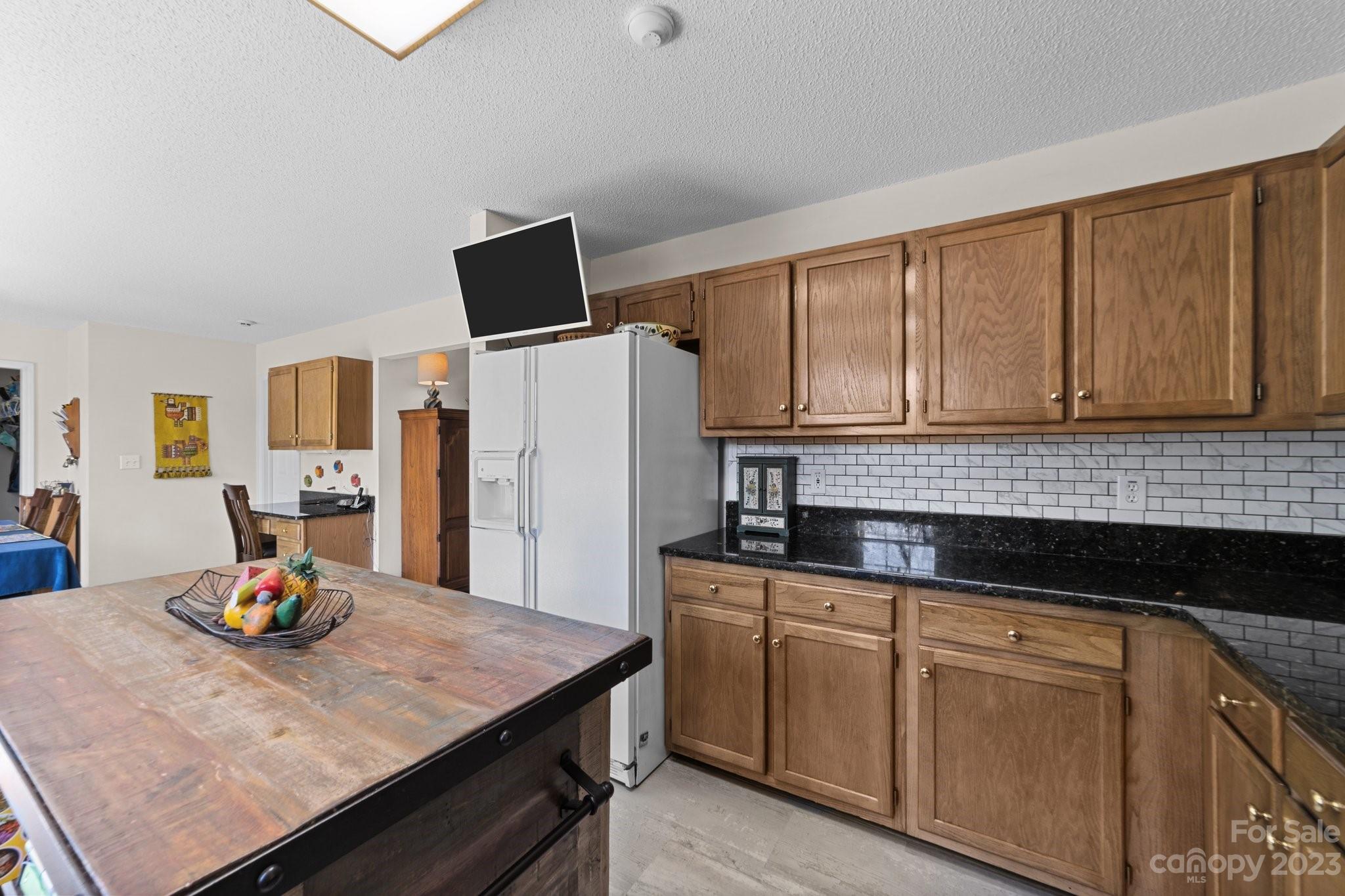 2850 Hill Top Drive