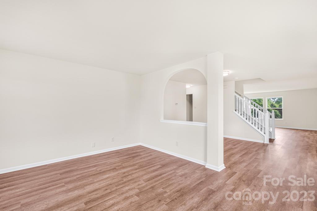 340 Valerie Drive Unit: 132