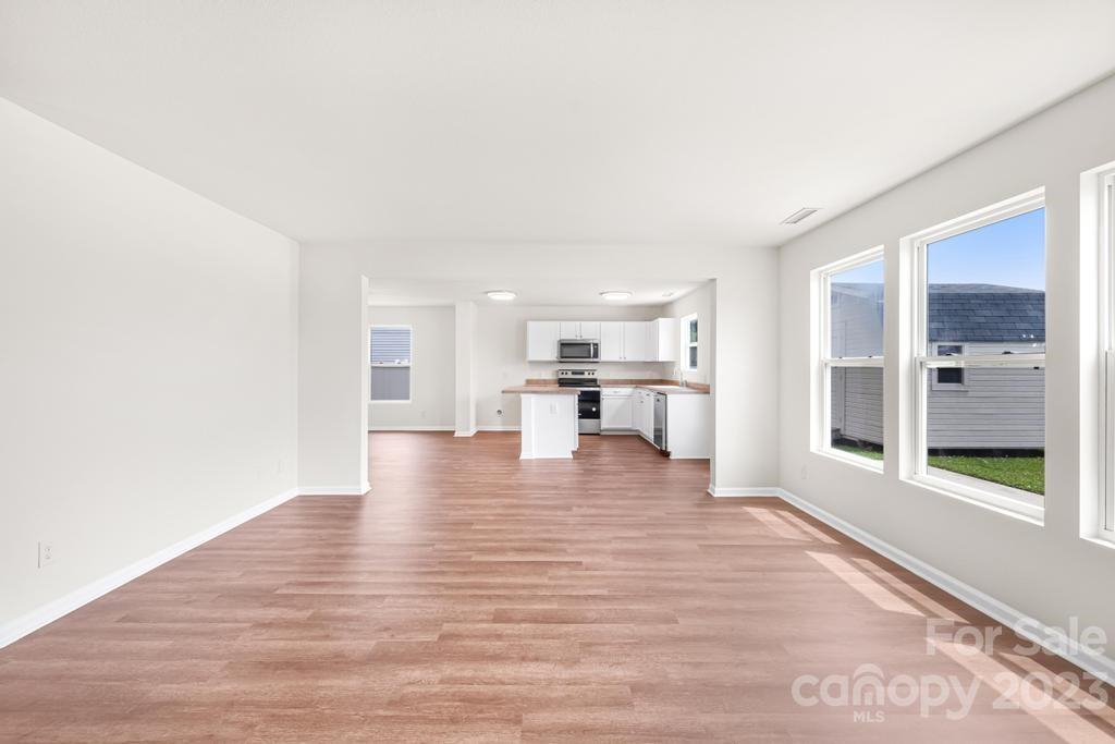340 Valerie Drive Unit: 132
