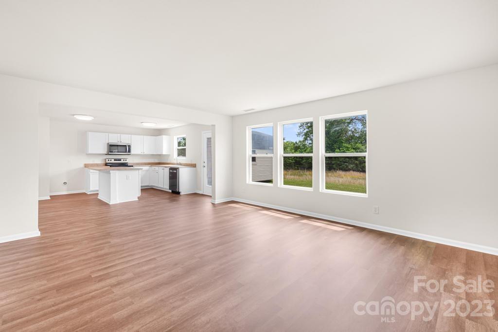 340 Valerie Drive Unit: 132