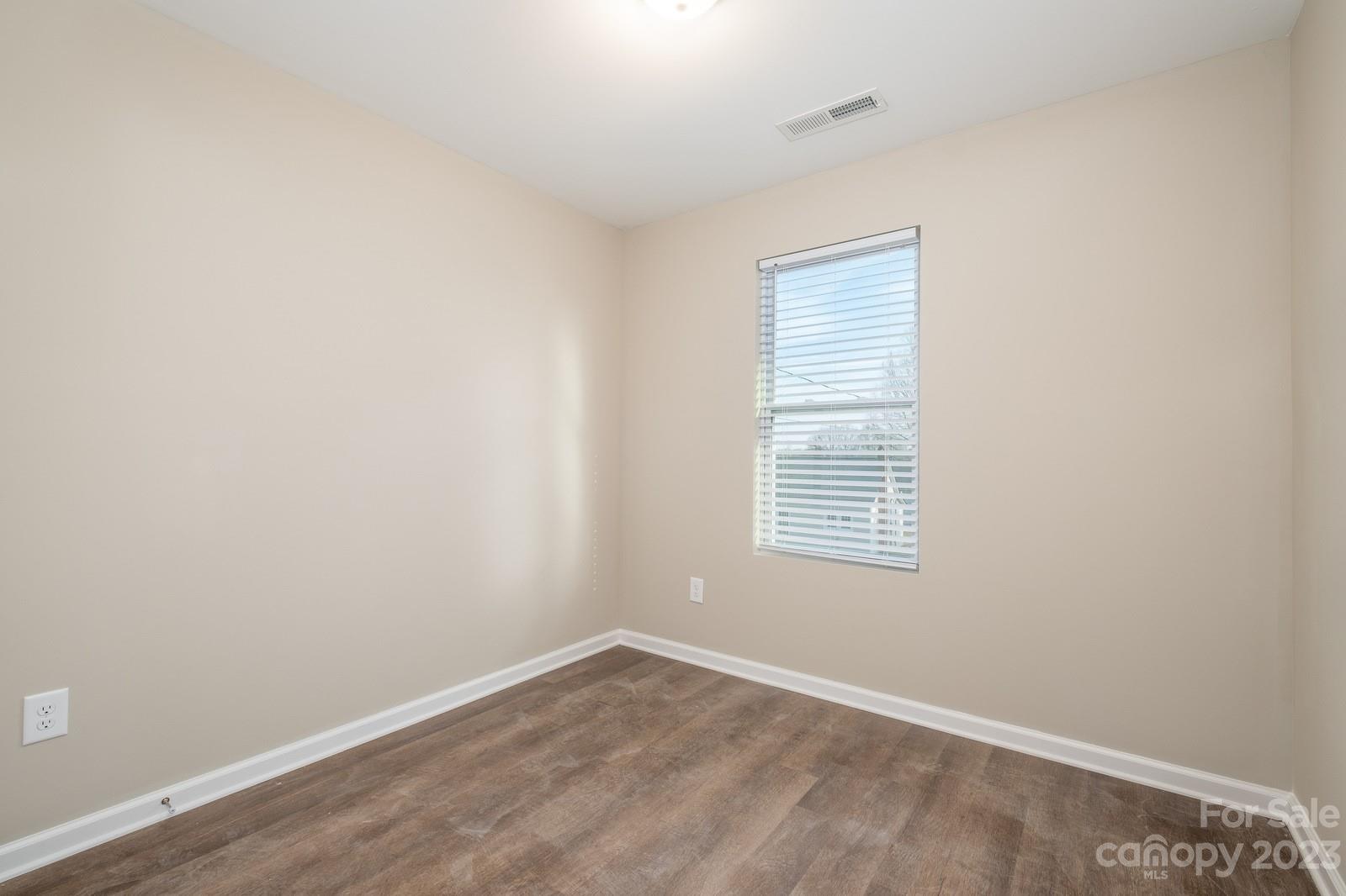 1363 Ontario Drive