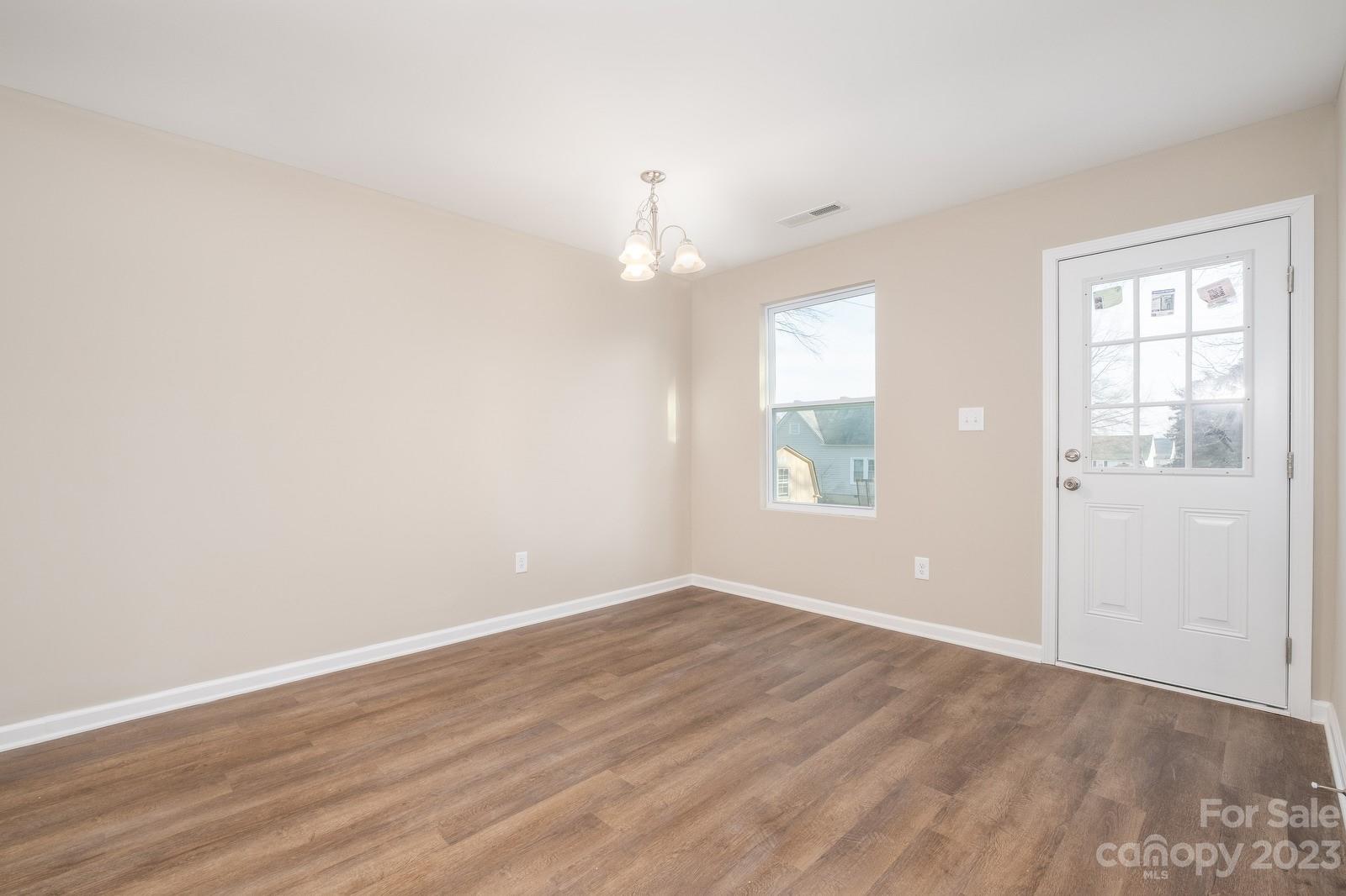 1363 Ontario Drive