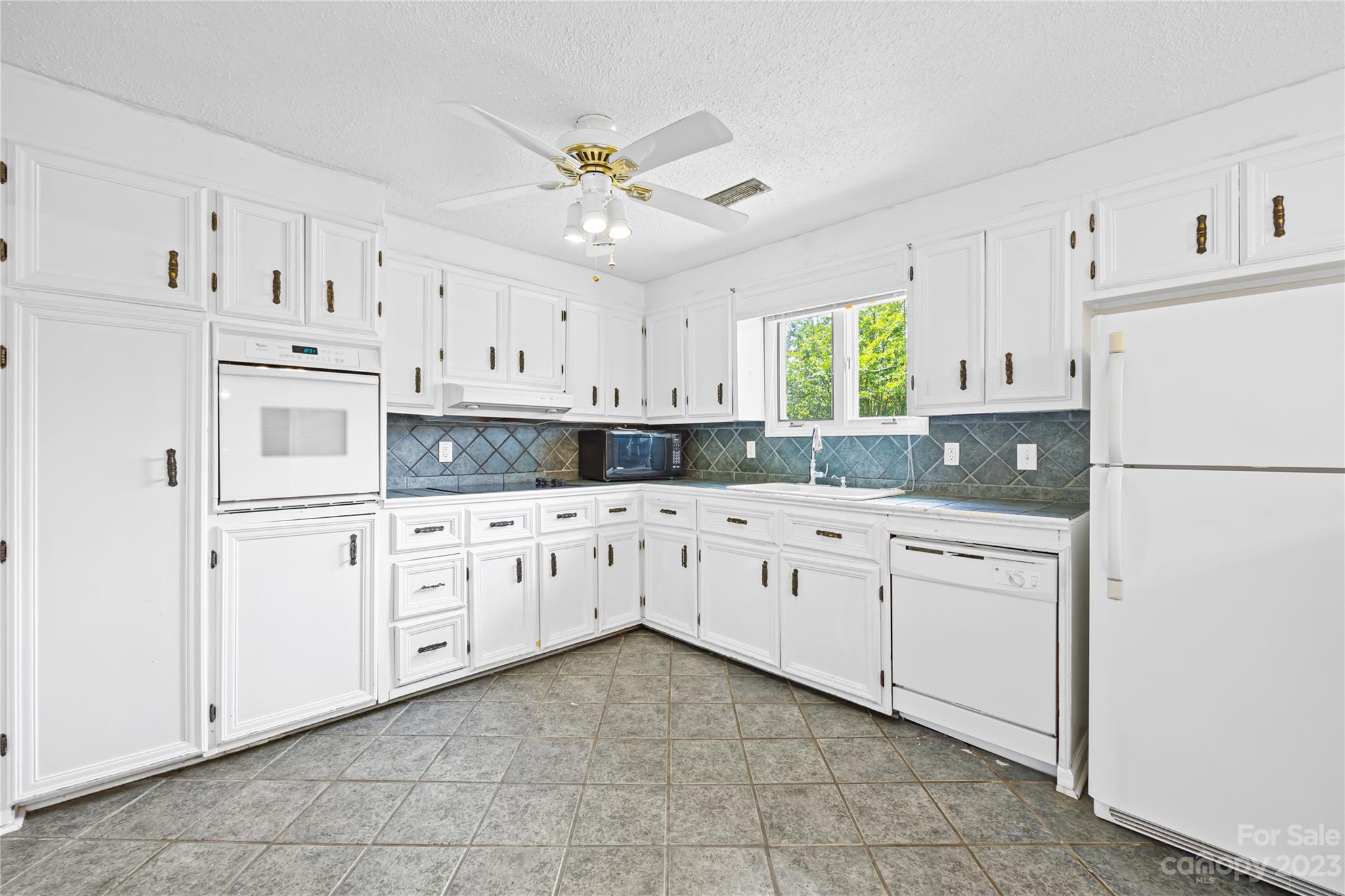 8029 Steele Creek Road