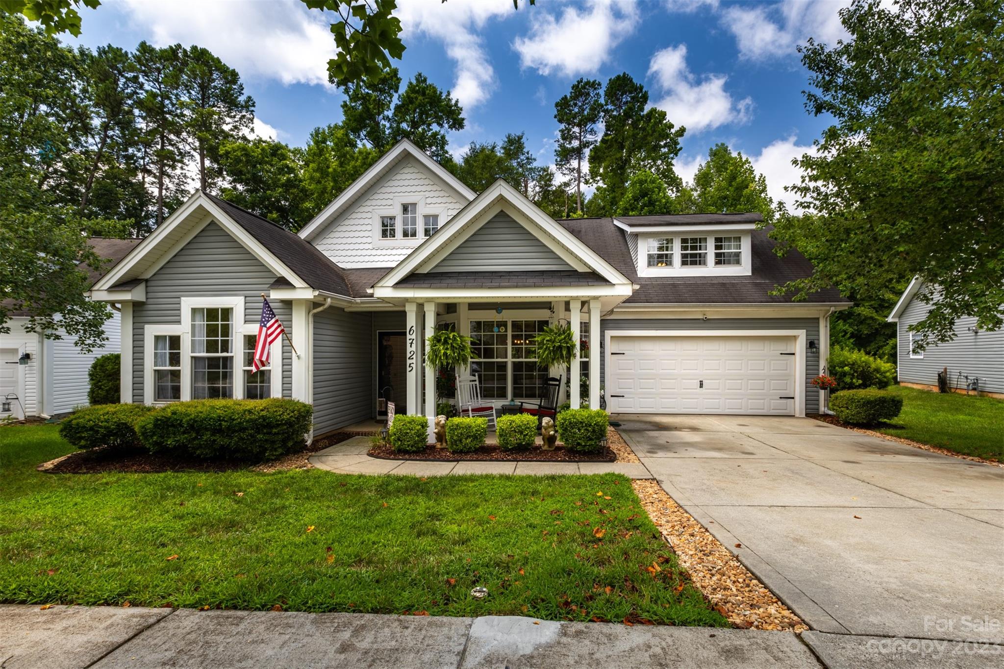 6725 Colonial Garden Drive