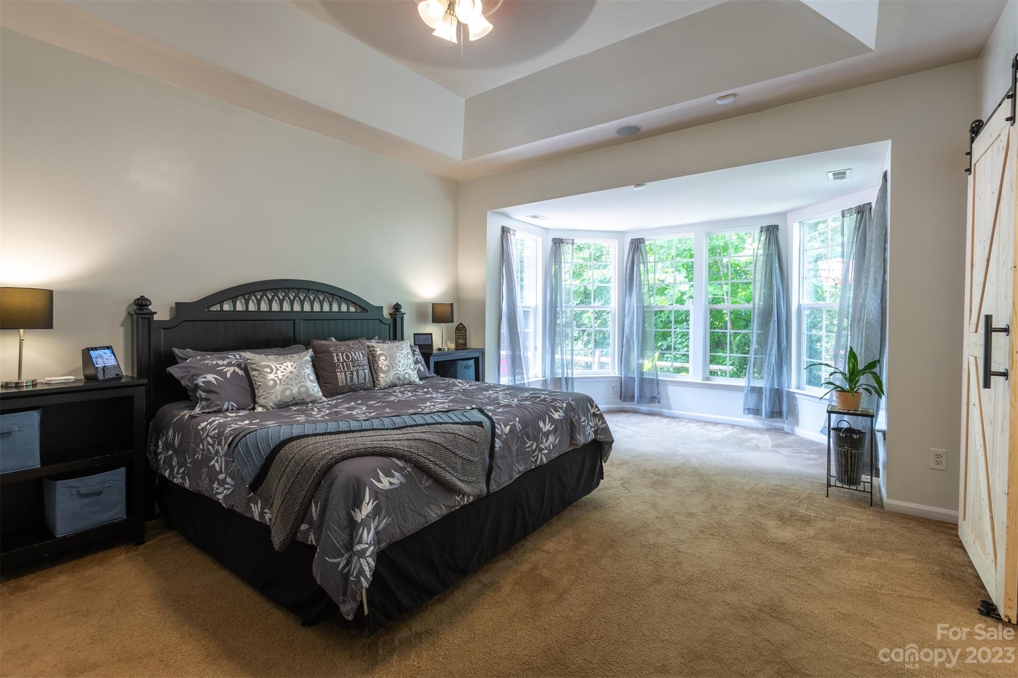 6725 Colonial Garden Drive
