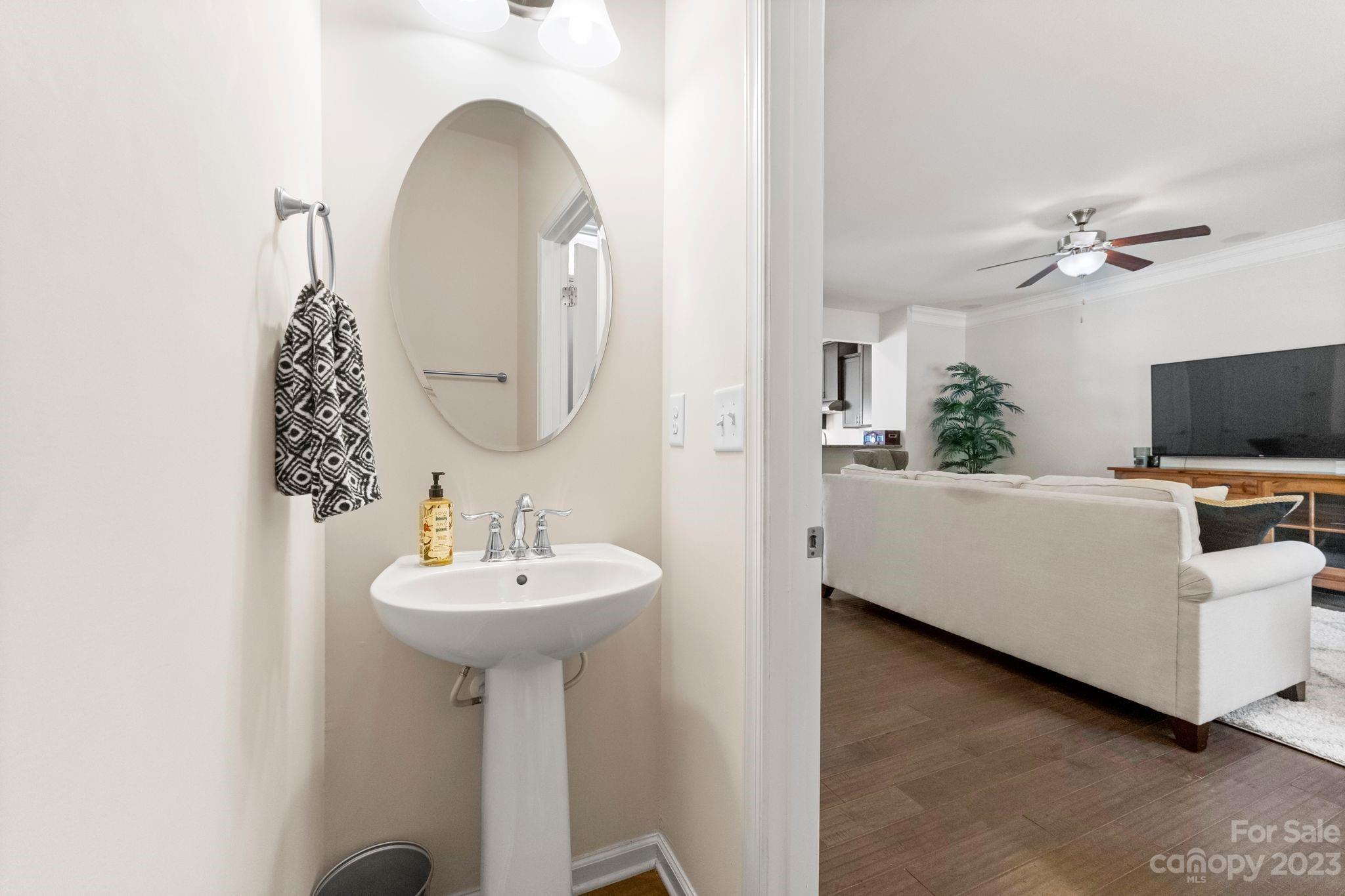 6858 Colonial Garden Drive