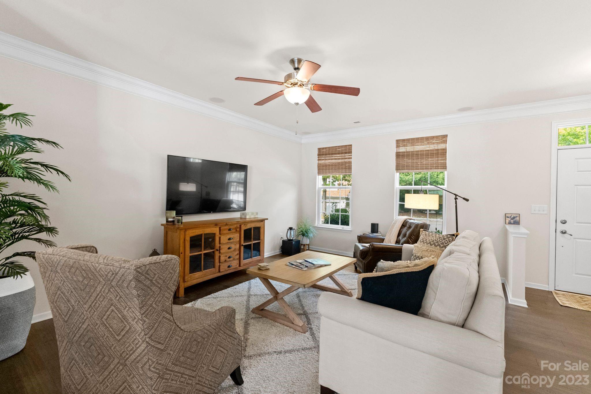 6858 Colonial Garden Drive