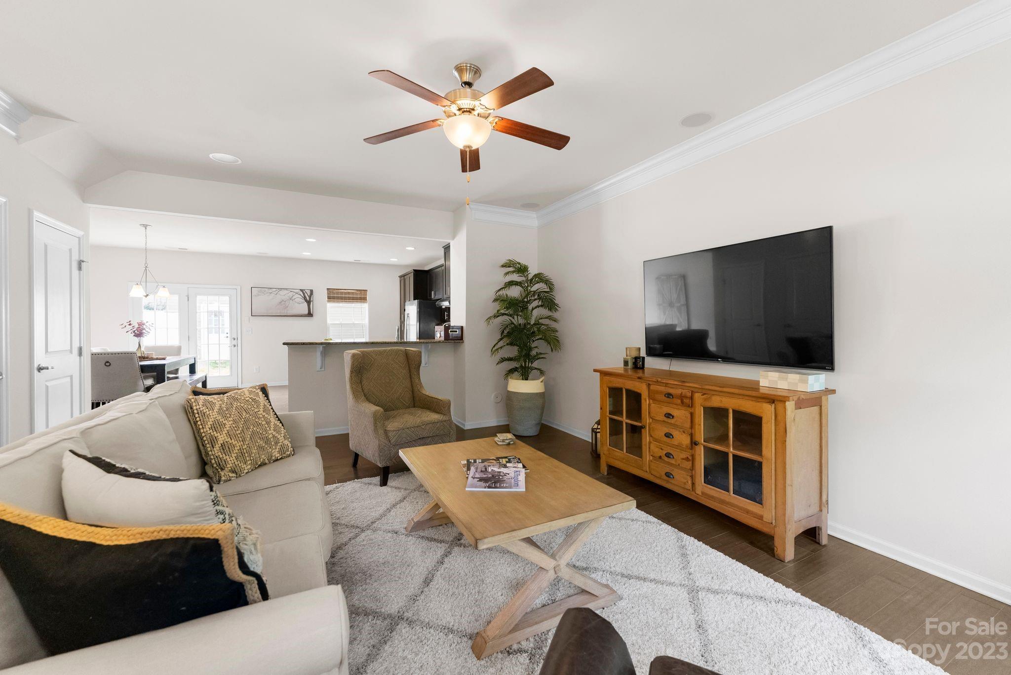 6858 Colonial Garden Drive