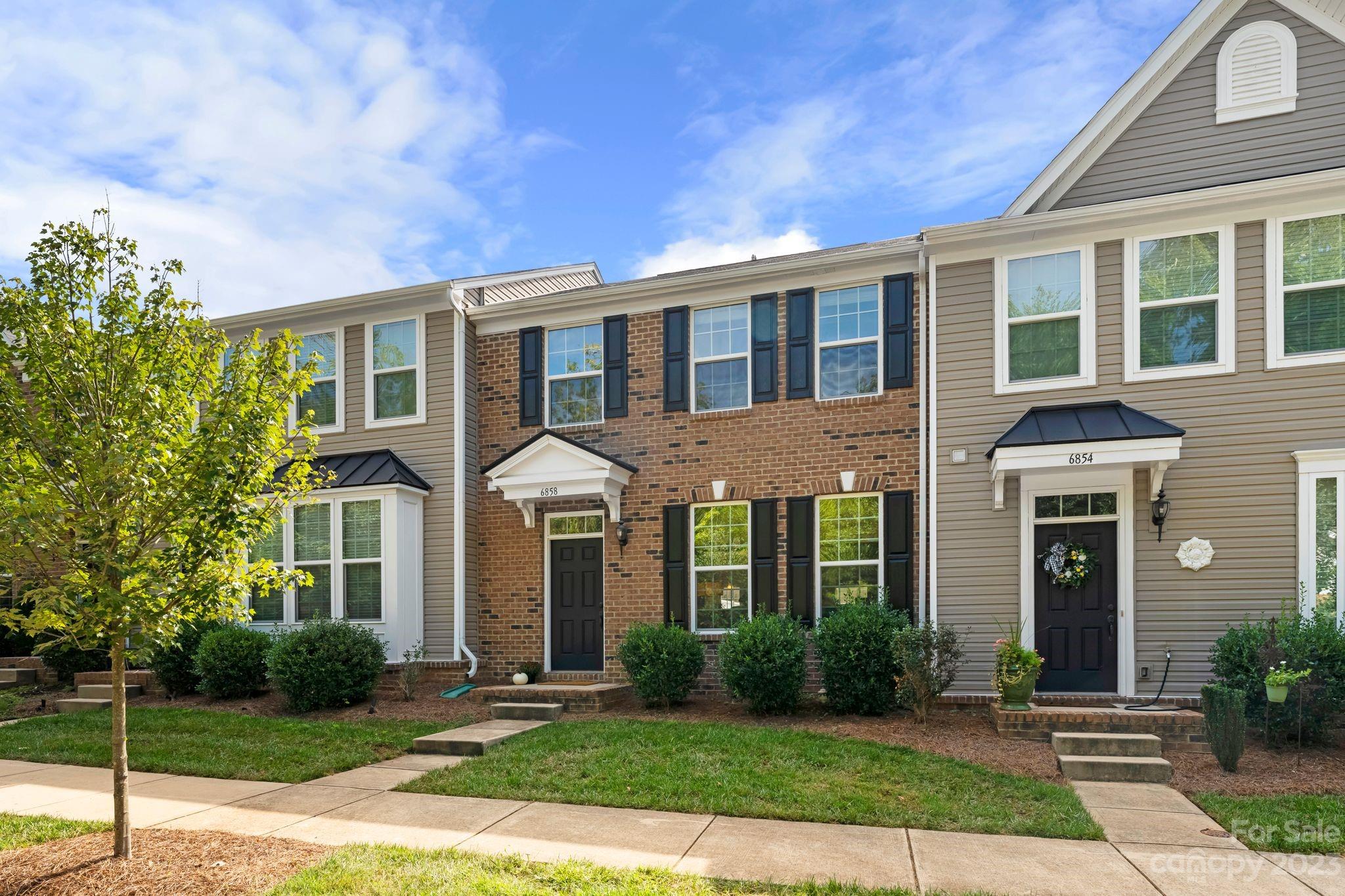 6858 Colonial Garden Drive