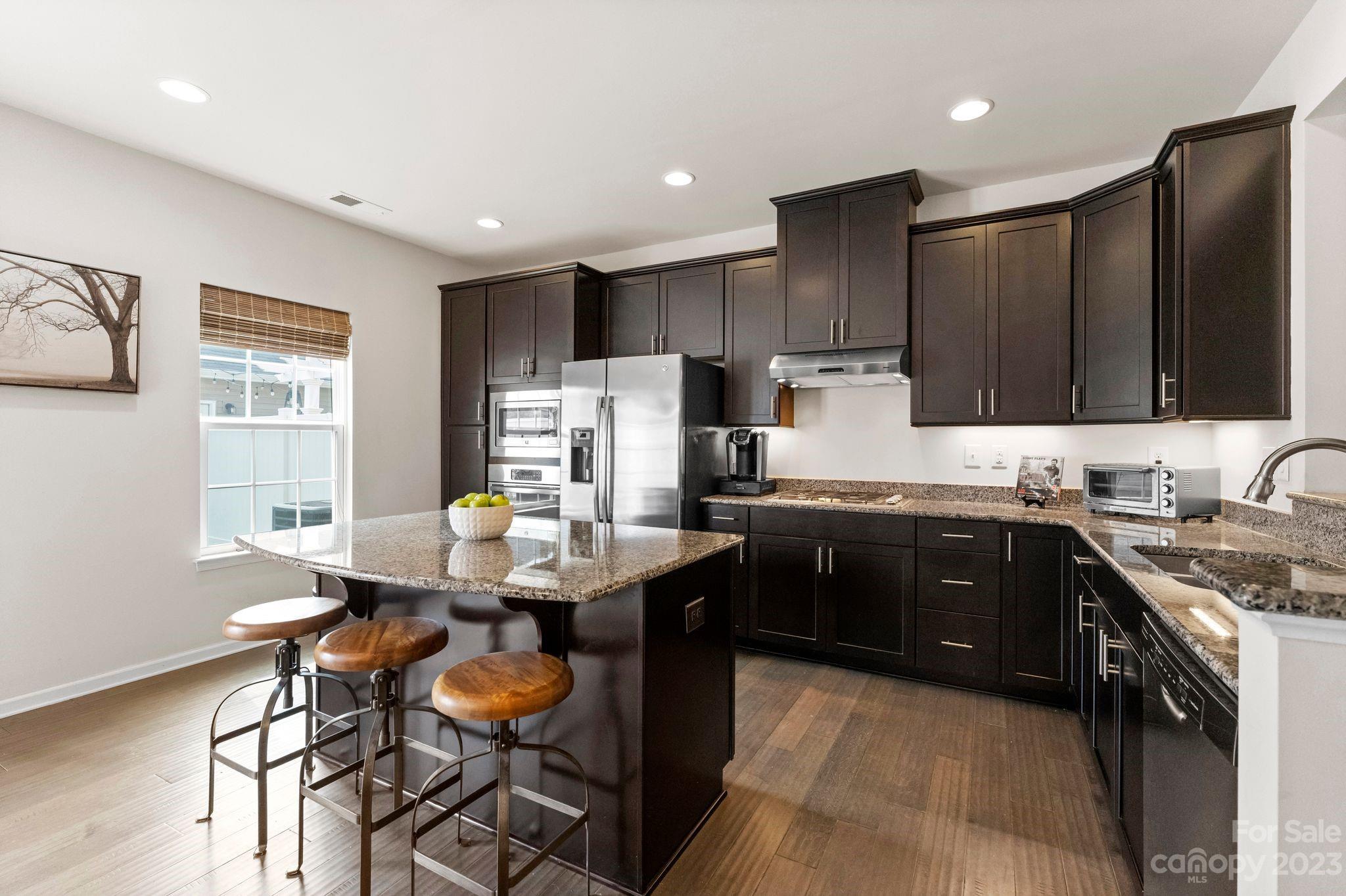 6858 Colonial Garden Drive