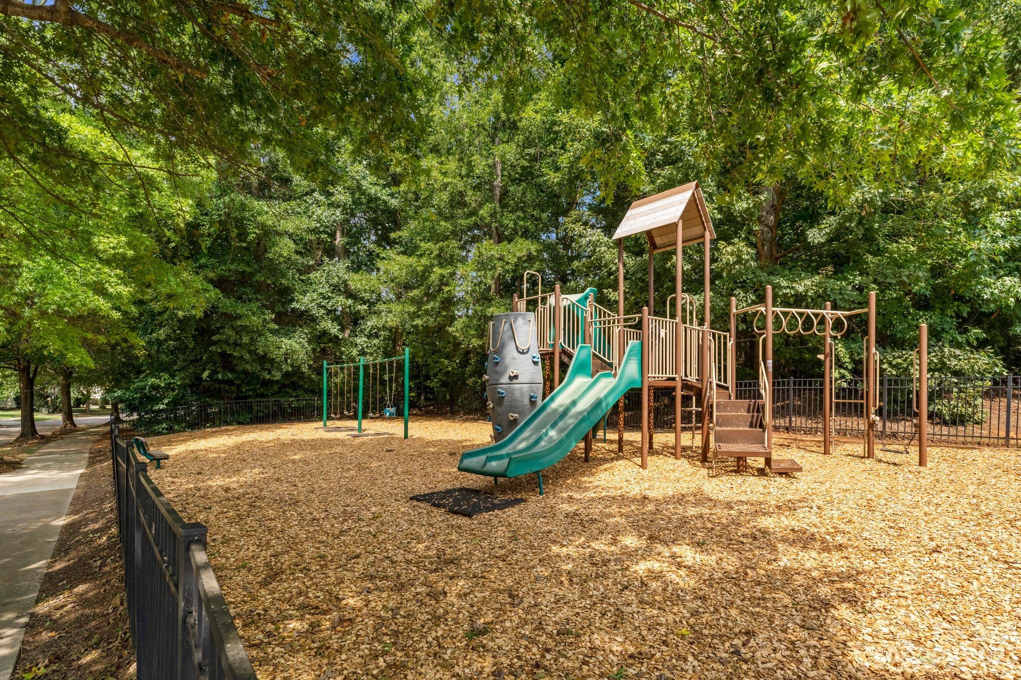 6858 Colonial Garden Drive