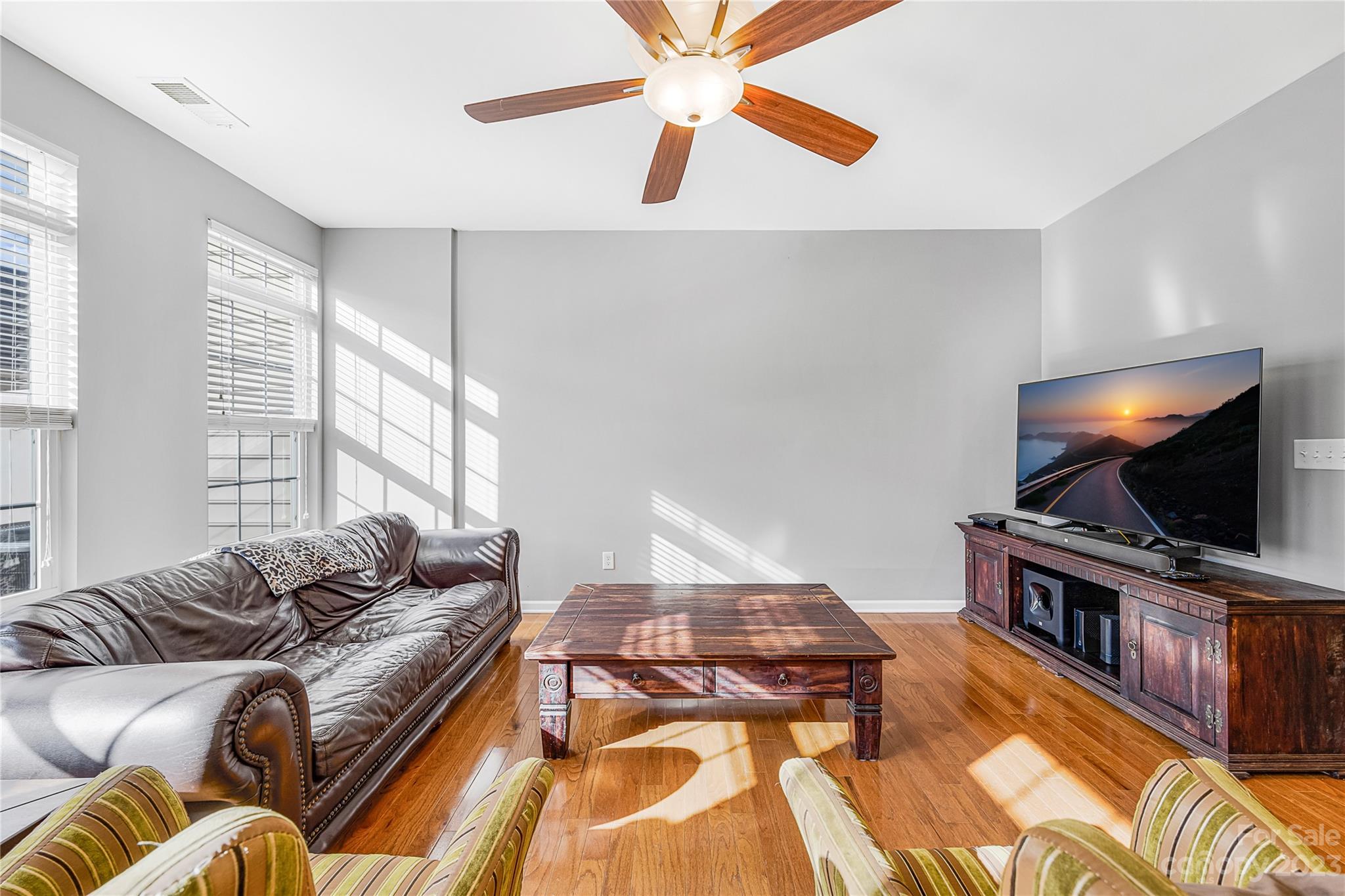 8307 Viewpoint Lane