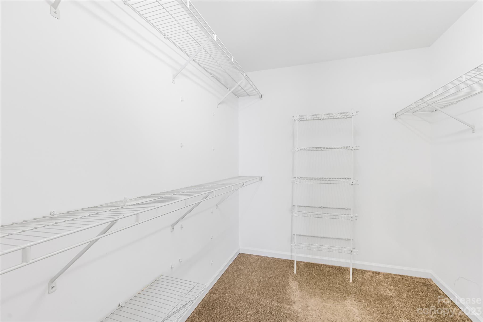 8701 Challenger Drive Unit: 19