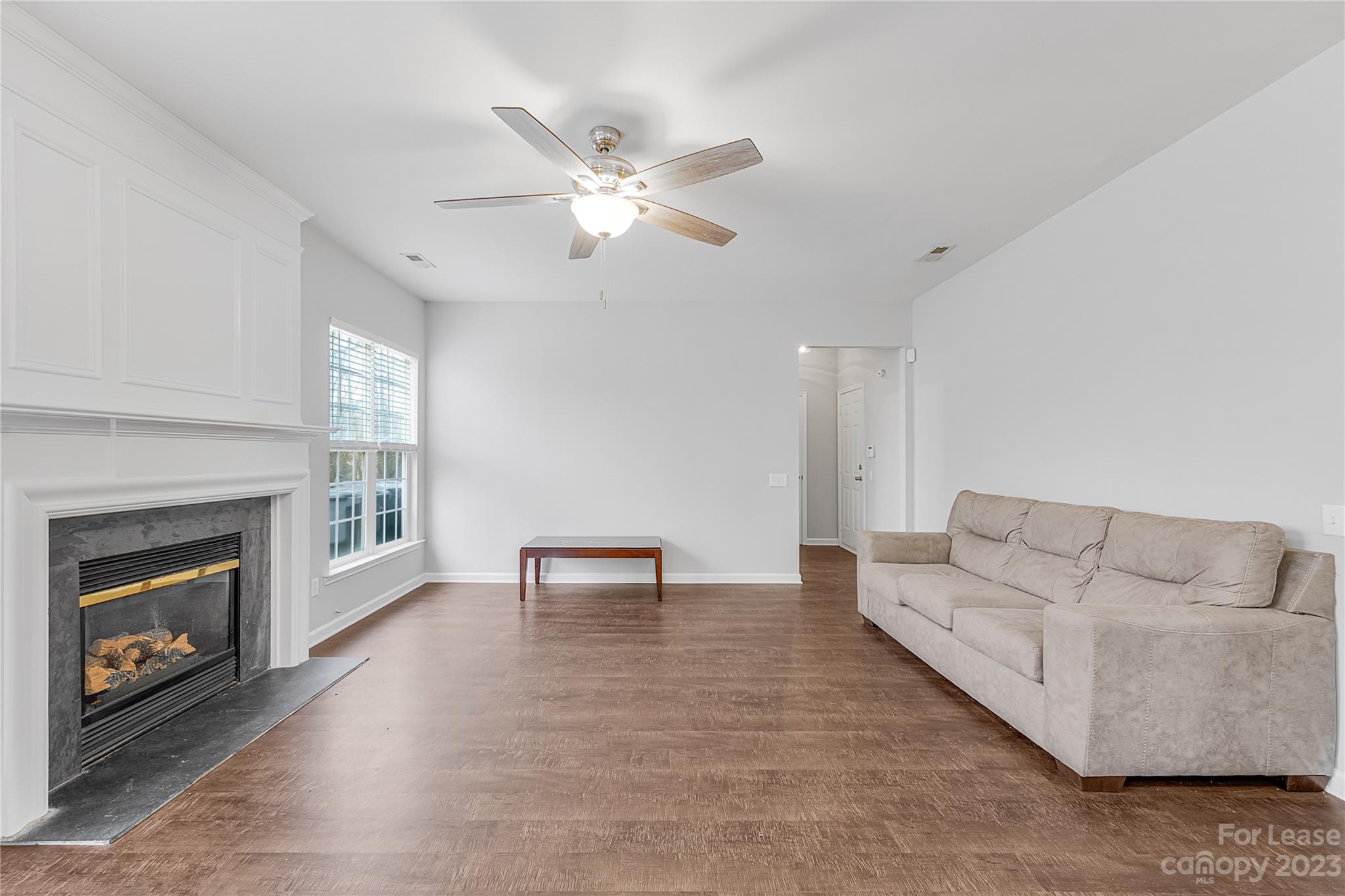 8701 Challenger Drive Unit: 19