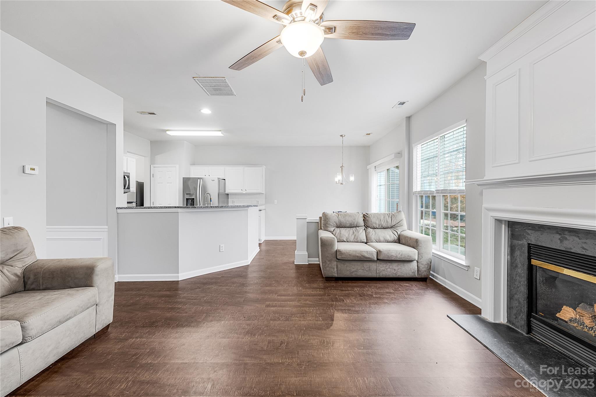 8701 Challenger Drive Unit: 19