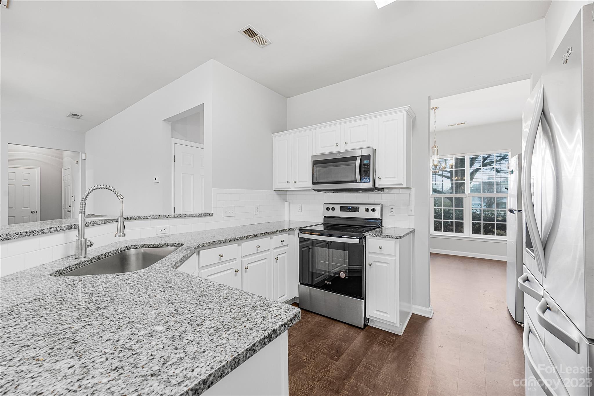8701 Challenger Drive Unit: 19