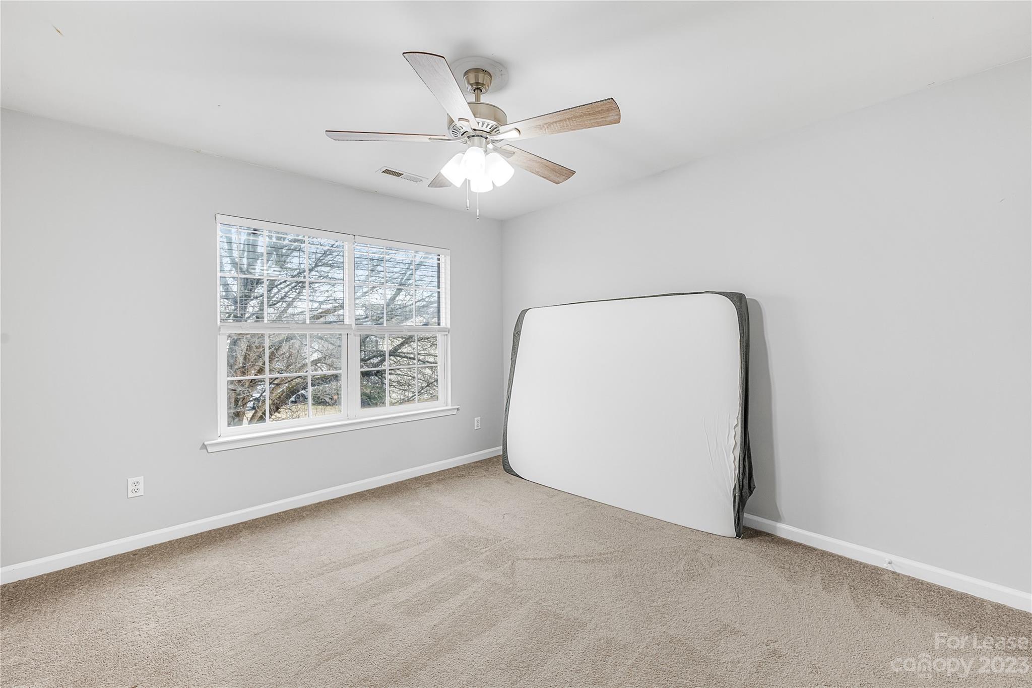 8701 Challenger Drive Unit: 19