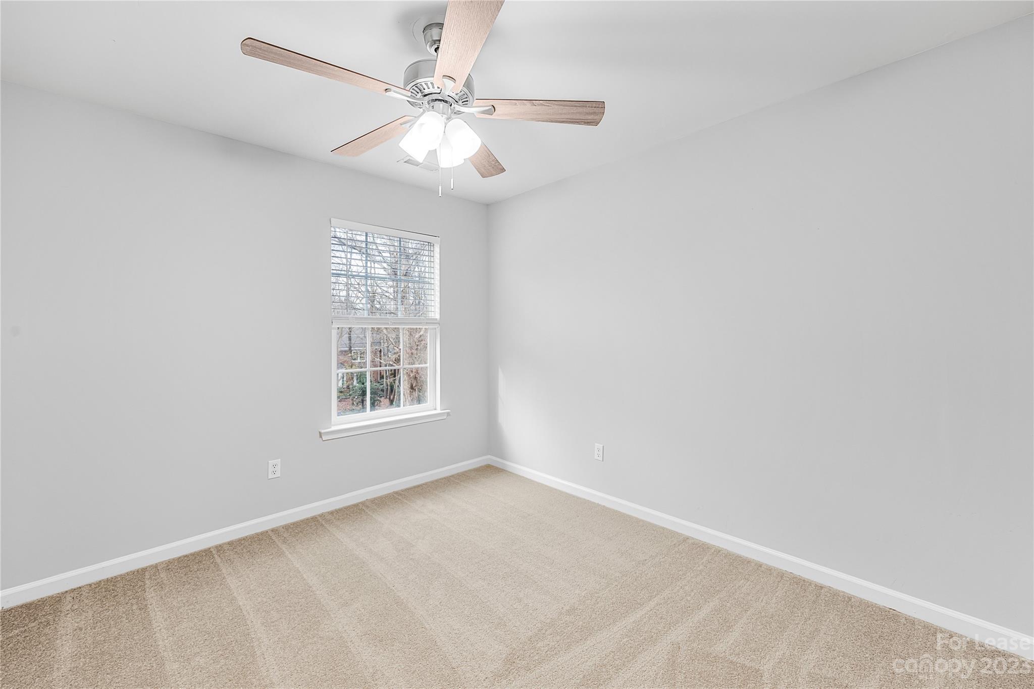 8701 Challenger Drive Unit: 19