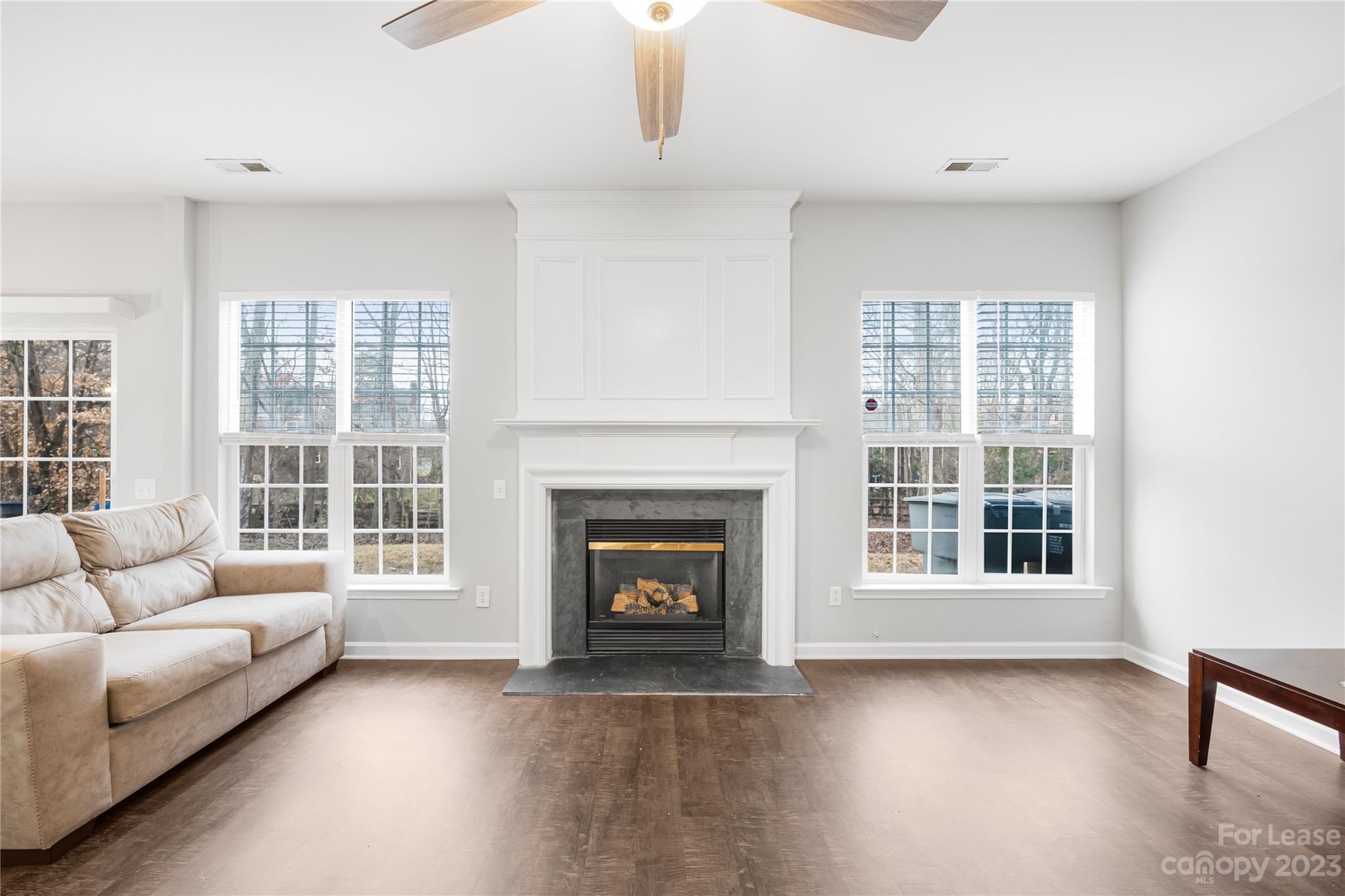 8701 Challenger Drive Unit: 19