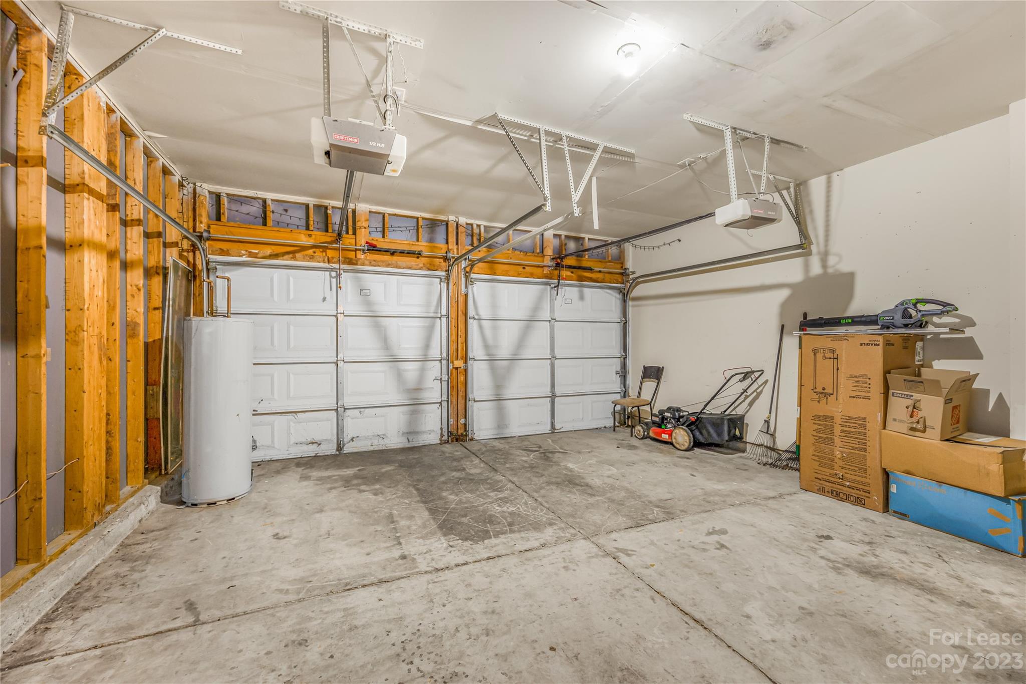 8701 Challenger Drive Unit: 19